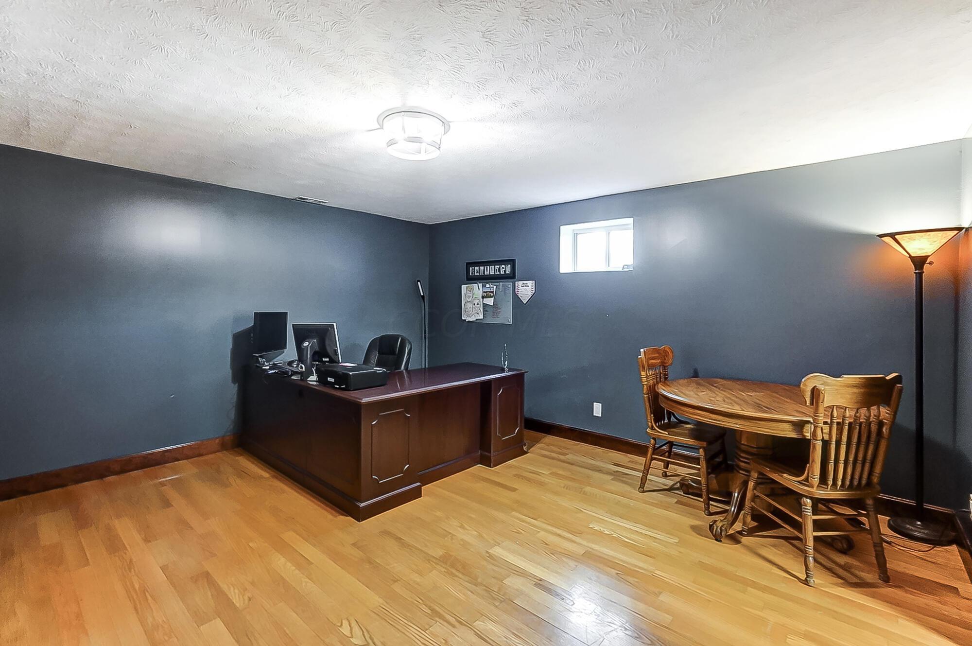 4477 Hollwood Road Springfield, OH 45502 - Photo 39 of 55 038