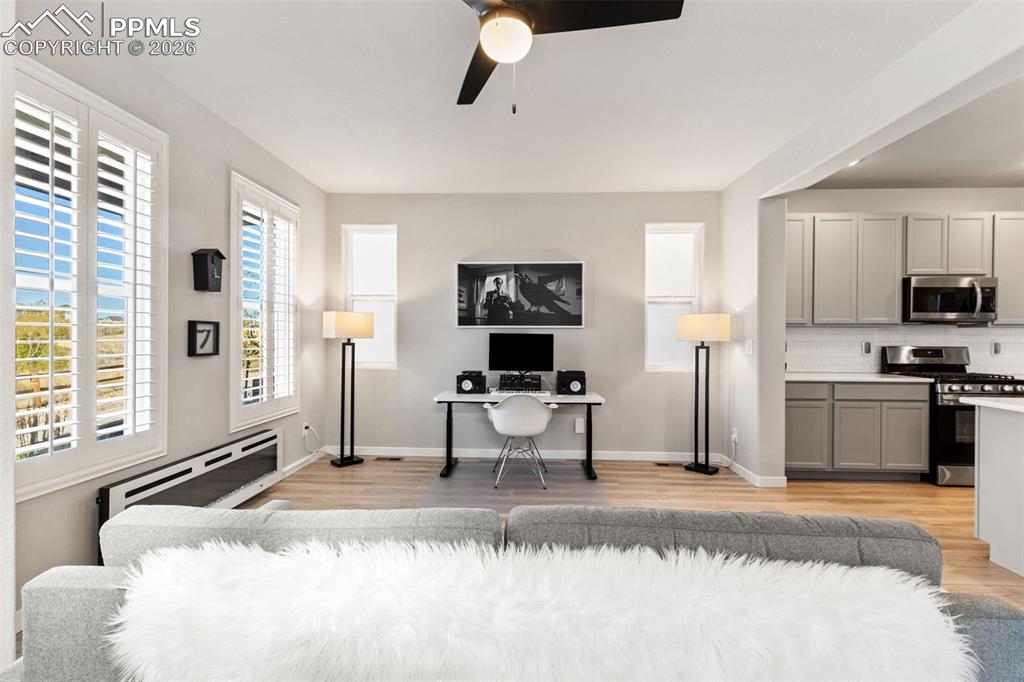 7750 Sun Shimmer View Colorado Springs, CO 80908 - Photo 4 of 41