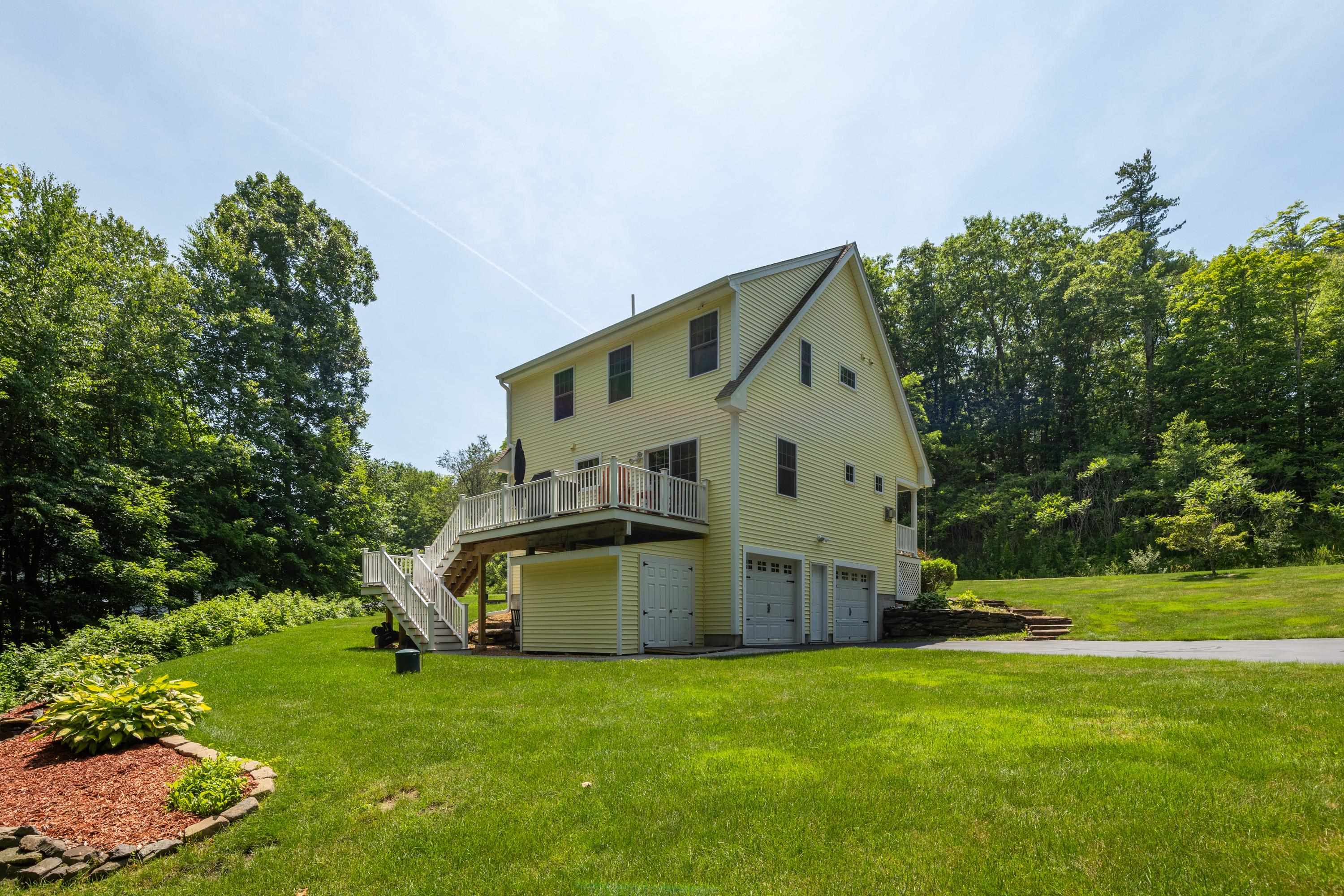 33 Cider Street Epping, NH 03042 - Photo 7 of 49