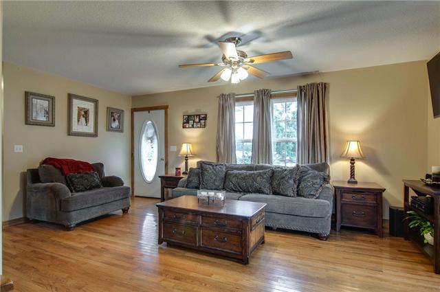 378 Howard Road White Bluff, TN 37187 - Photo 1 of 20 Gallery Image 1