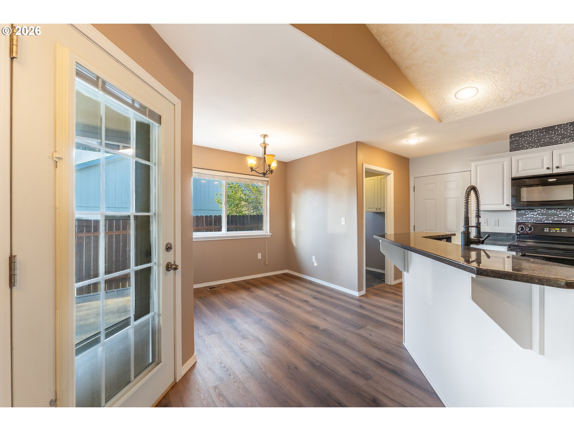 1621 Southwest 2nd Street Pendleton, OR 97801 - Photo 3 of 18