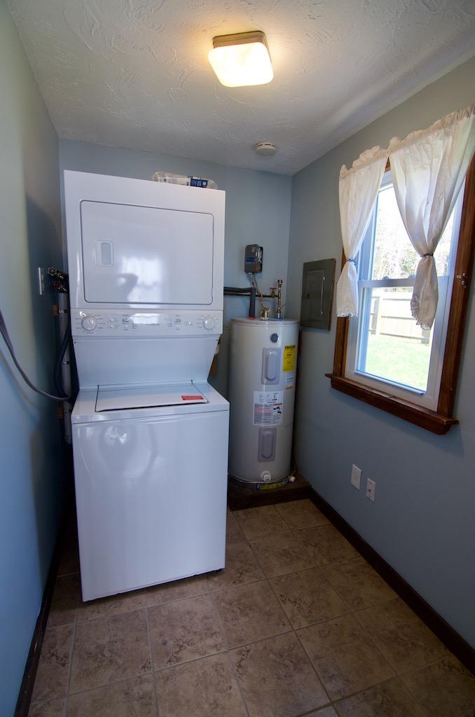 119 Oakland Road Fairfield, ME 04937 - Photo 8 of 13 Laundry Room