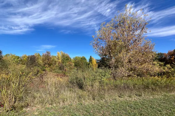 $199,900 | 5577 Cannon Meadows Drive Northeast, Ada, MI 49301