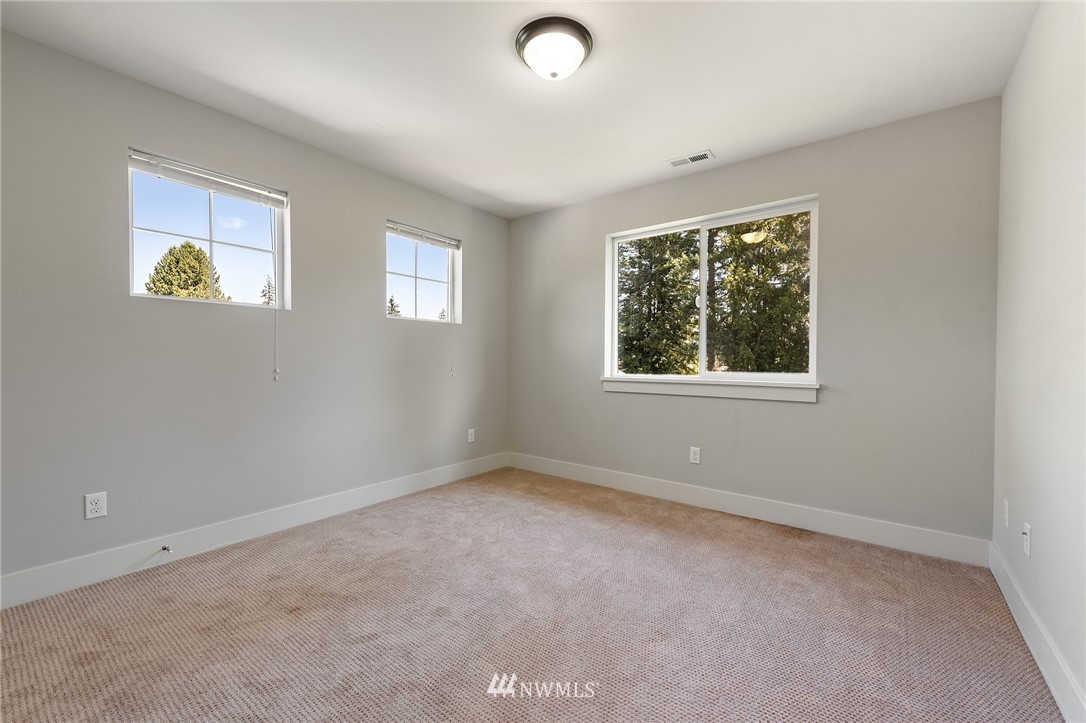 19618 Filbert Drive Bothell, WA 98012 - Photo 24 of 31 Gallery Image 24