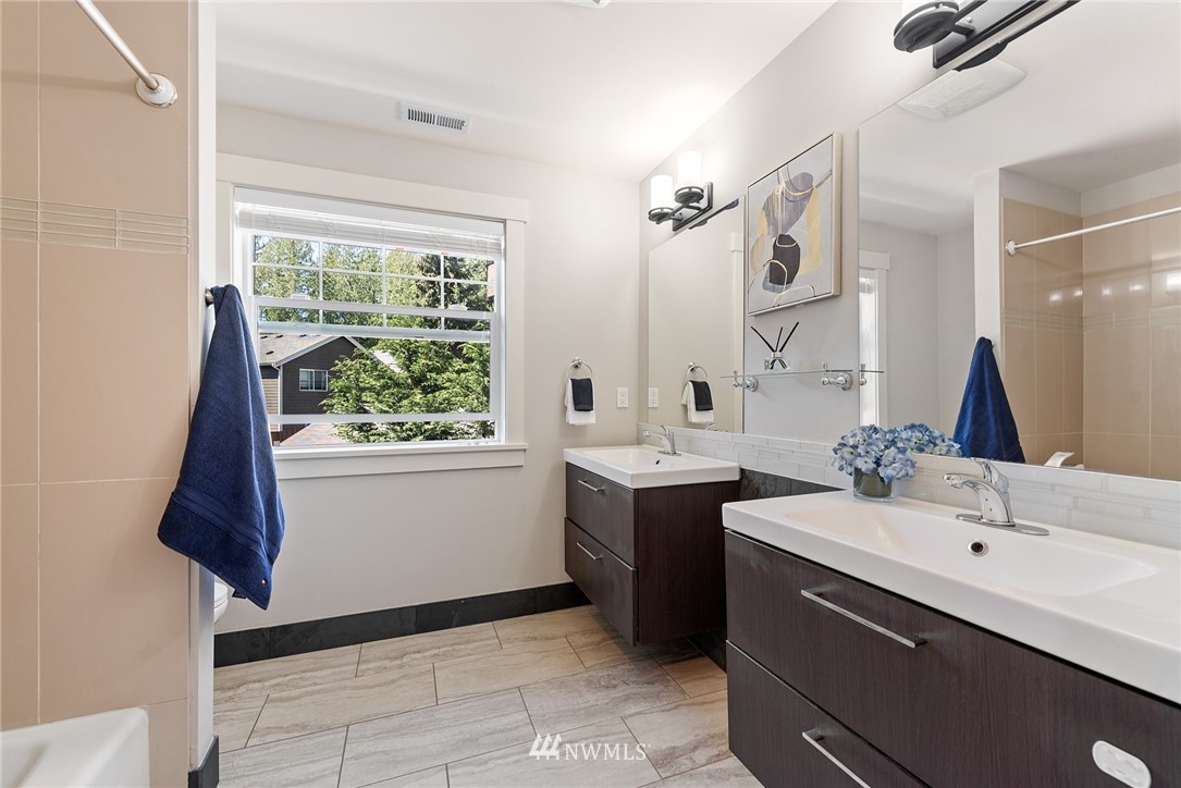 19618 Filbert Drive Bothell, WA 98012 - Photo 27 of 31 Gallery Image 27