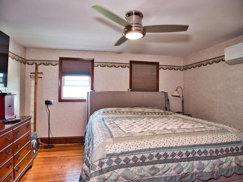 35 Alfred Street Fall River, MA 02721 - Photo 28 of 42