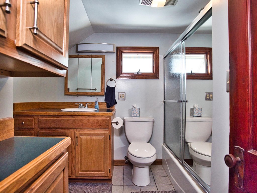 35 Alfred Street Fall River, MA 02721 - Photo 35 of 42