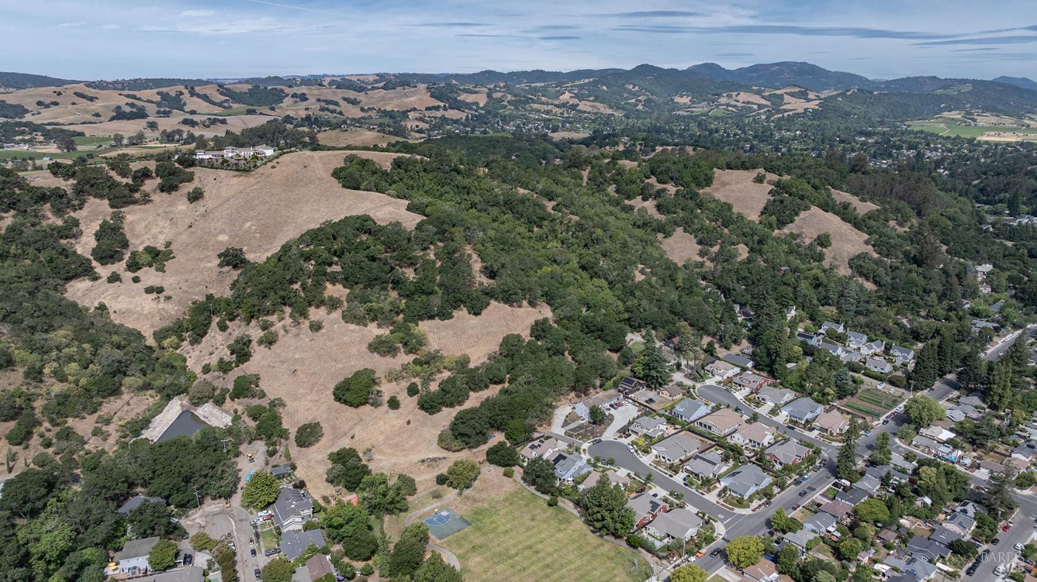 155 Riordan Lane Napa, CA 94558 - Photo 12 of 24