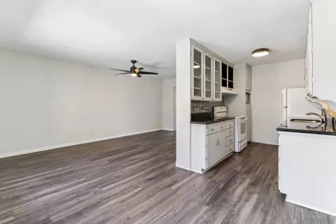$389,900 | 4180 Louisiana Street, Unit 2I, San Diego, CA 92104