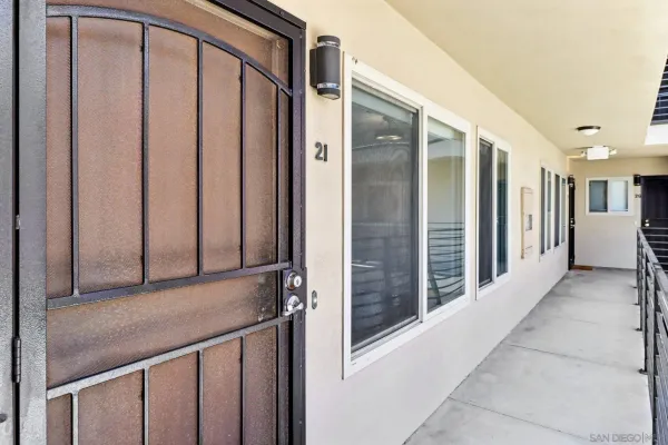 $389,900 | 4180 Louisiana Street, Unit 2I, San Diego, CA 92104