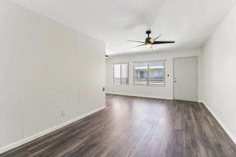 $389,900 | 4180 Louisiana Street, Unit 2I, San Diego, CA 92104