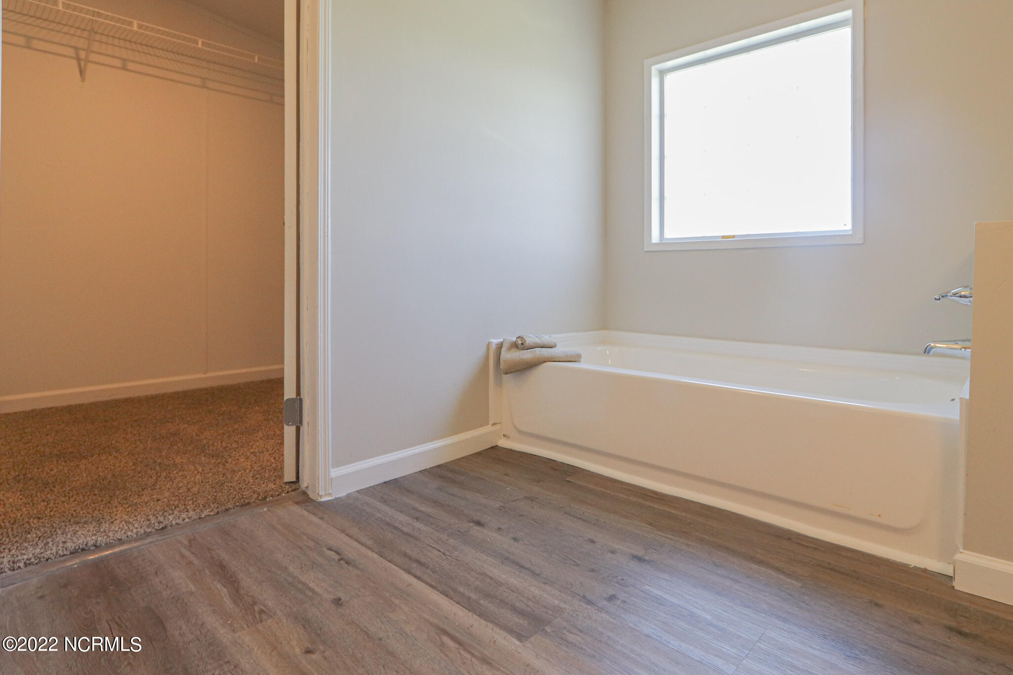 2191 New Hope Road Hertford, NC 27944 - Photo 19 of 32 Primary Bath