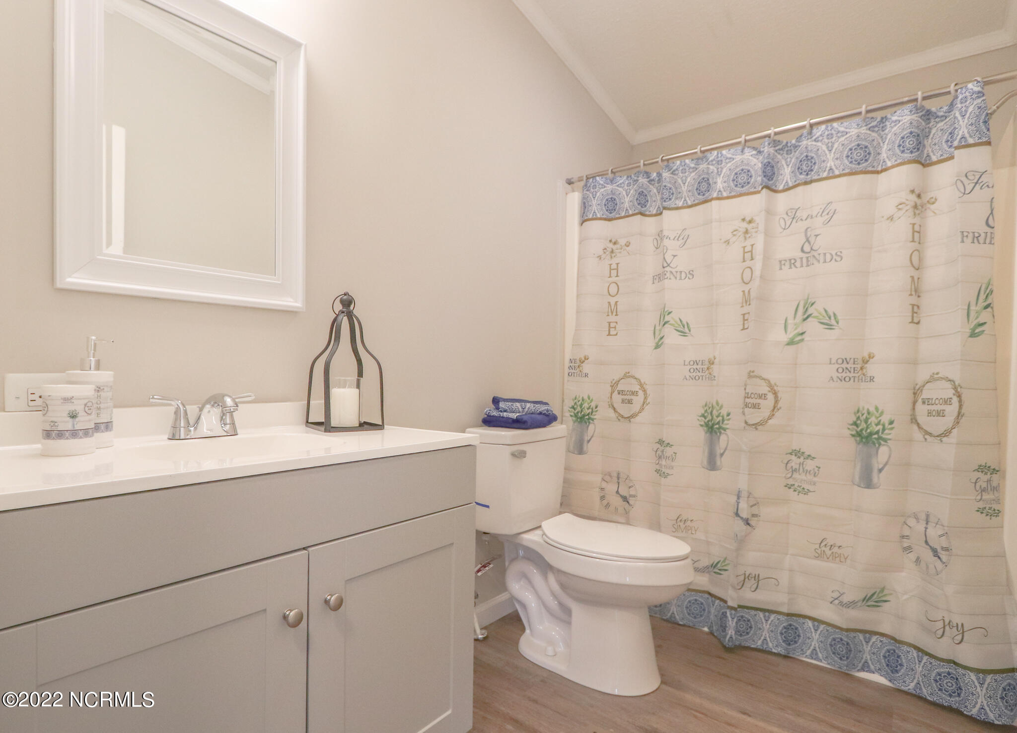 2191 New Hope Road Hertford, NC 27944 - Photo 23 of 32 Guest Bath