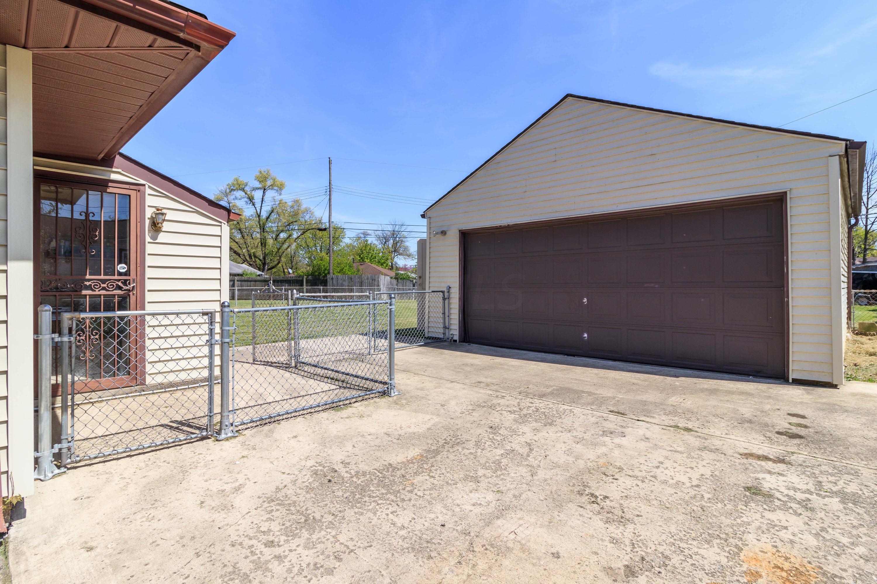 4567 Errington Road Columbus, OH 43227 - Photo 5 of 25 Gallery Image 5
