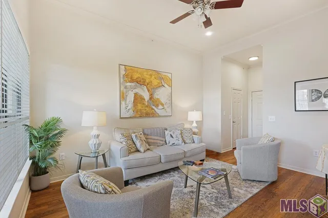 $2,200 | 6765 Corporate Boulevard, Unit 5309, Baton Rouge, LA 70809