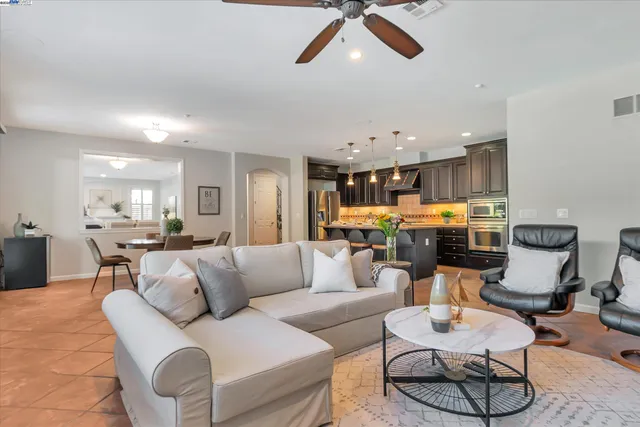 $1,180,000 | 1517 Rampart Way, Brentwood, CA 94513