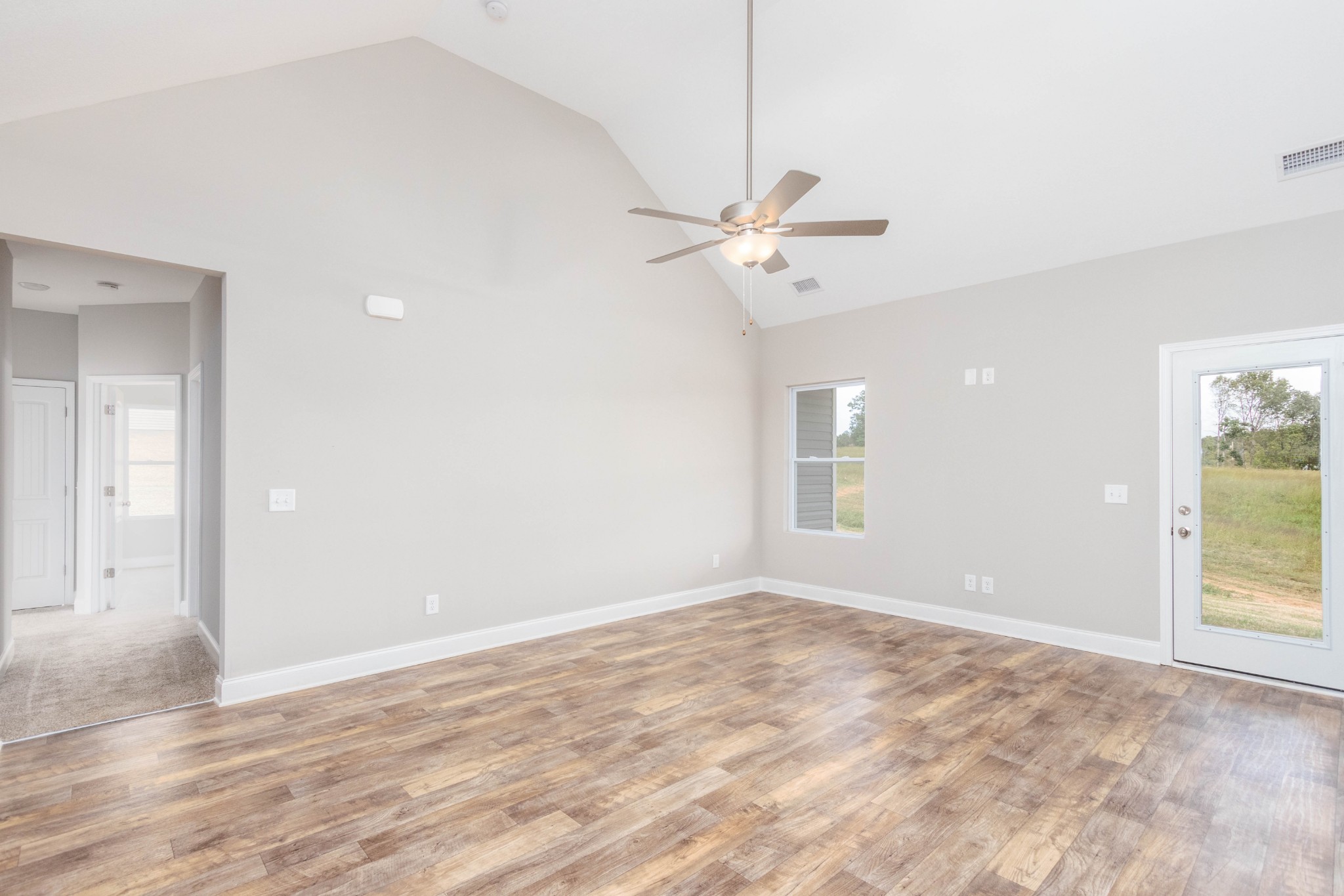 1027 East Piney Road Dickson, TN 37055 - Photo 10 of 20 Gallery Image 10
