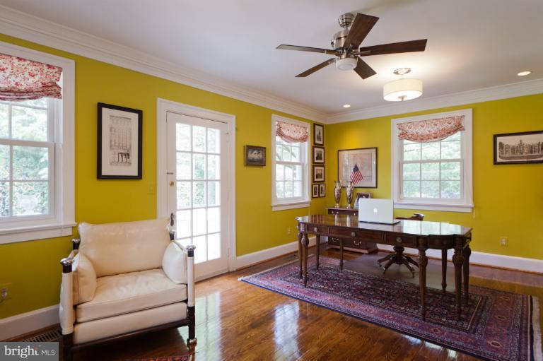 2012 South Arlington Ridge Road Arlington, VA 22202 - Photo 2 of 30 a living room with furniture and a window