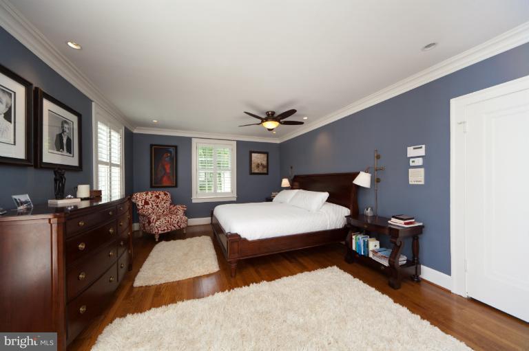 2012 South Arlington Ridge Road Arlington, VA 22202 - Photo 15 of 30 a bedroom with furniture and wooden floor