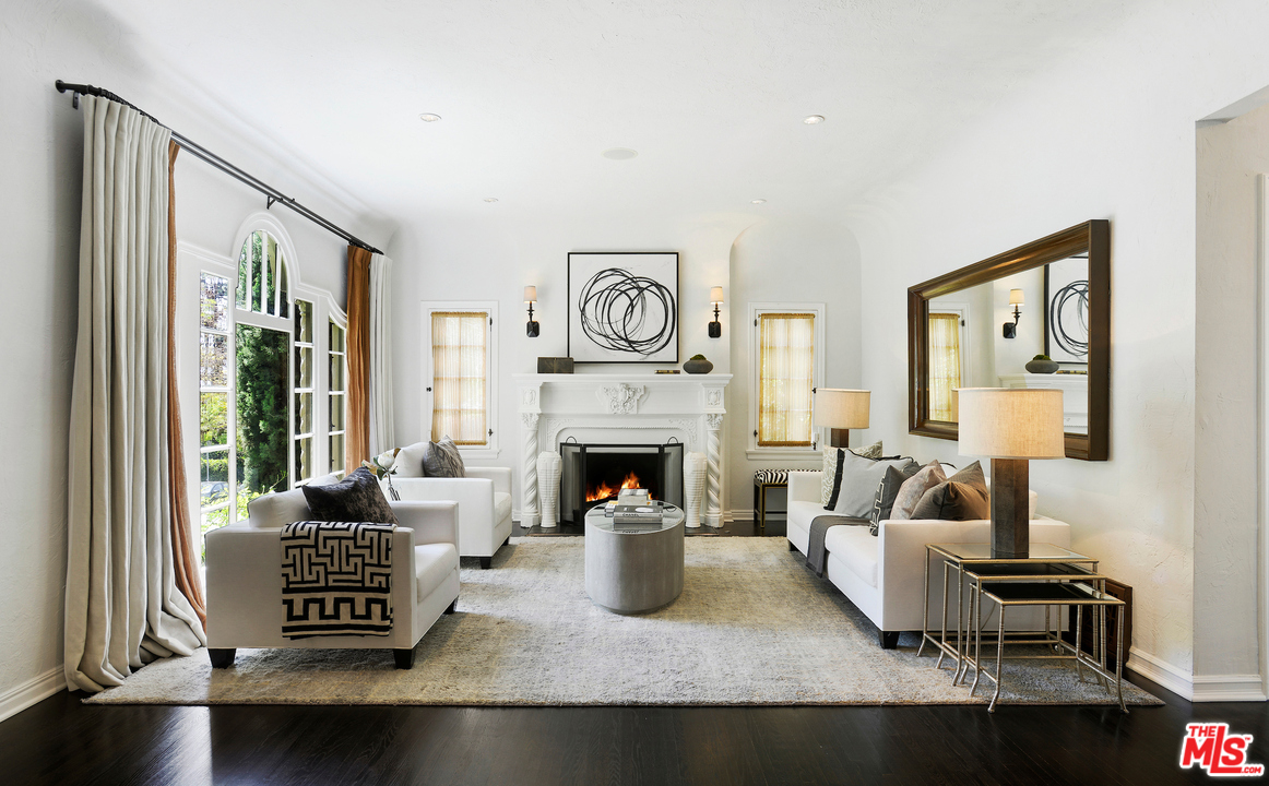 2009 North Serrano Avenue Los Angeles, CA 90027 - Photo 3 of 26