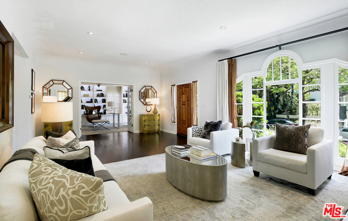 2009 North Serrano Avenue Los Angeles, CA 90027 - Photo 4 of 26