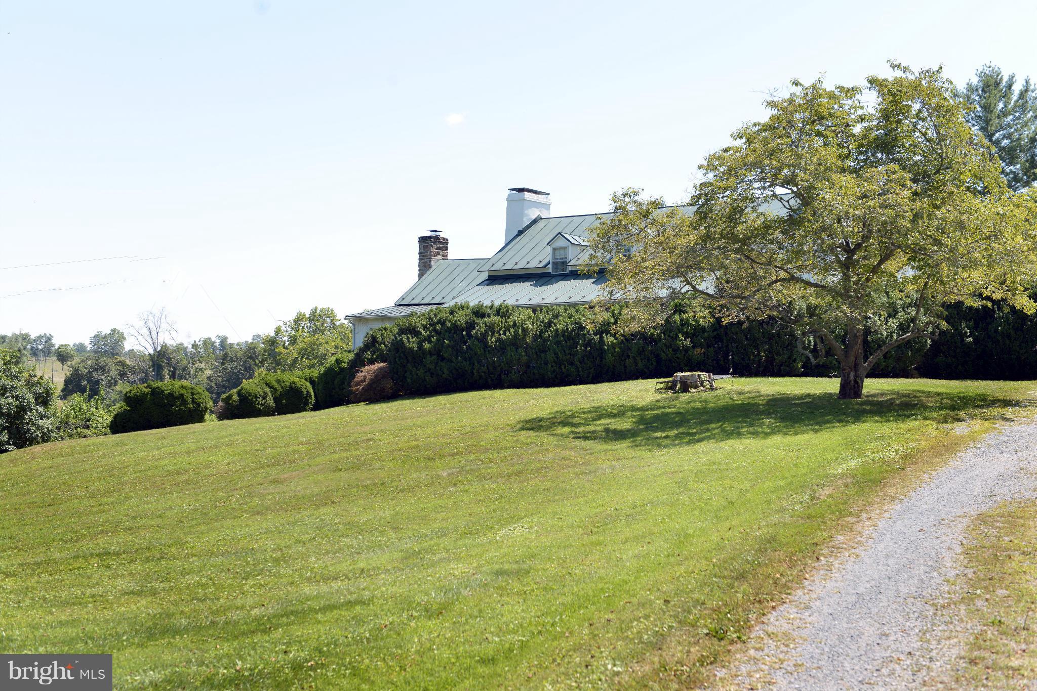 20362 Furr Road Round Hill, VA 20141 - Photo 19 of 20 View