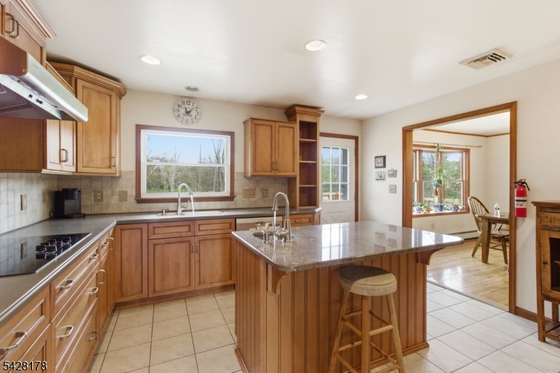 86 Kennedy Road Andover, NJ 07821 - Photo 6 of 27
