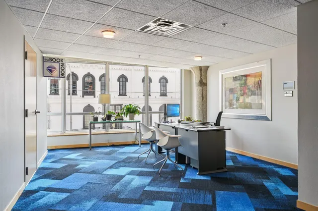 $664,500 | 106 West Seeboth Street, Unit 908, Milwaukee, WI 53204