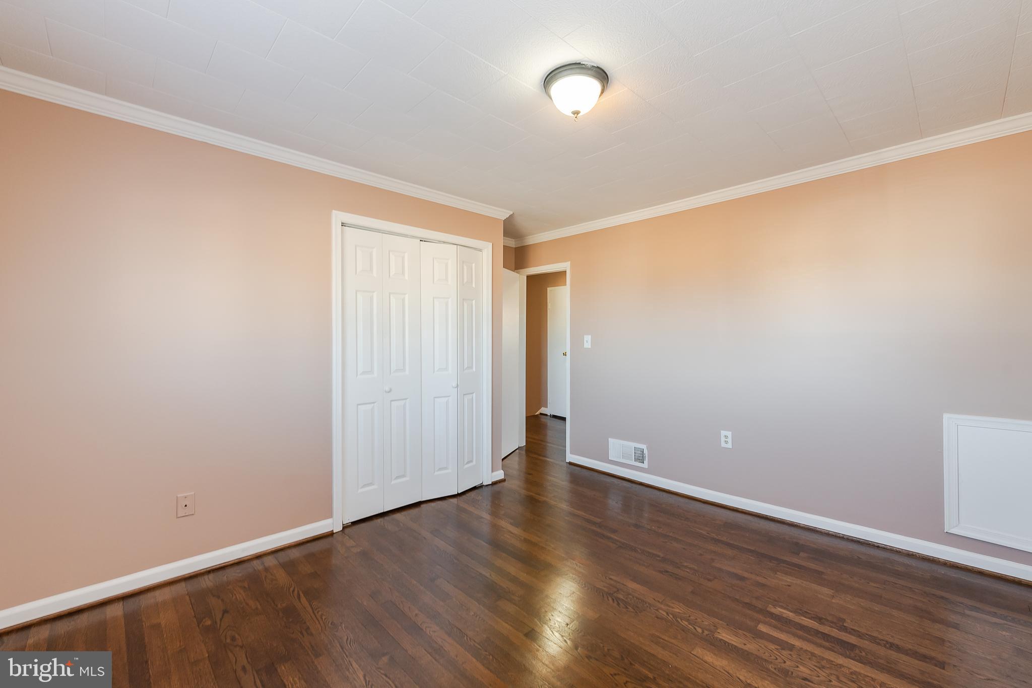 911 Prestwood Road Baltimore, MD 21228 - Photo 25 of 44 Bedroom
