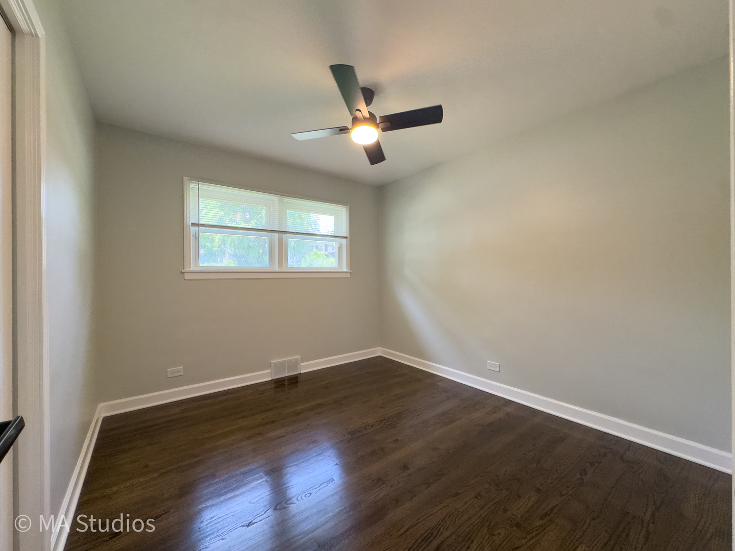 4256 Golf Road Skokie, IL 60076 - Photo 28 of 60 Gallery Image 28