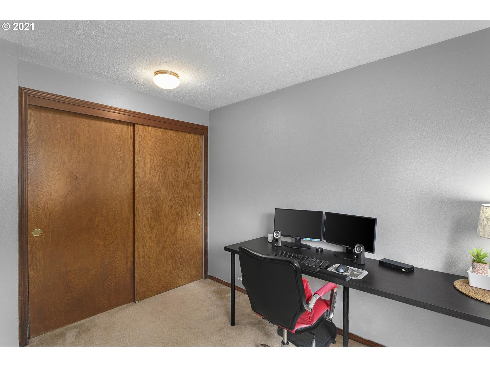 12805 Southwest Davies Road Beaverton, OR 97008 - Photo 13 of 27 Gallery Image 13