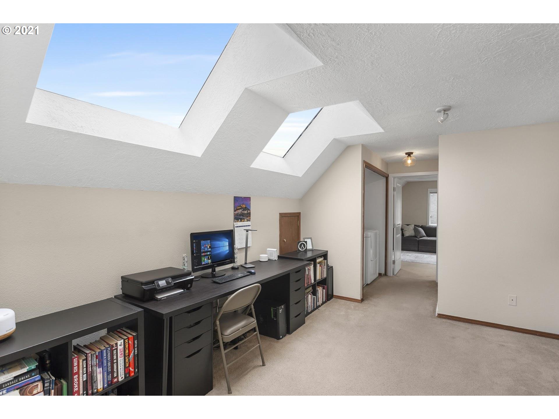 12805 Southwest Davies Road Beaverton, OR 97008 - Photo 19 of 27 Gallery Image 19