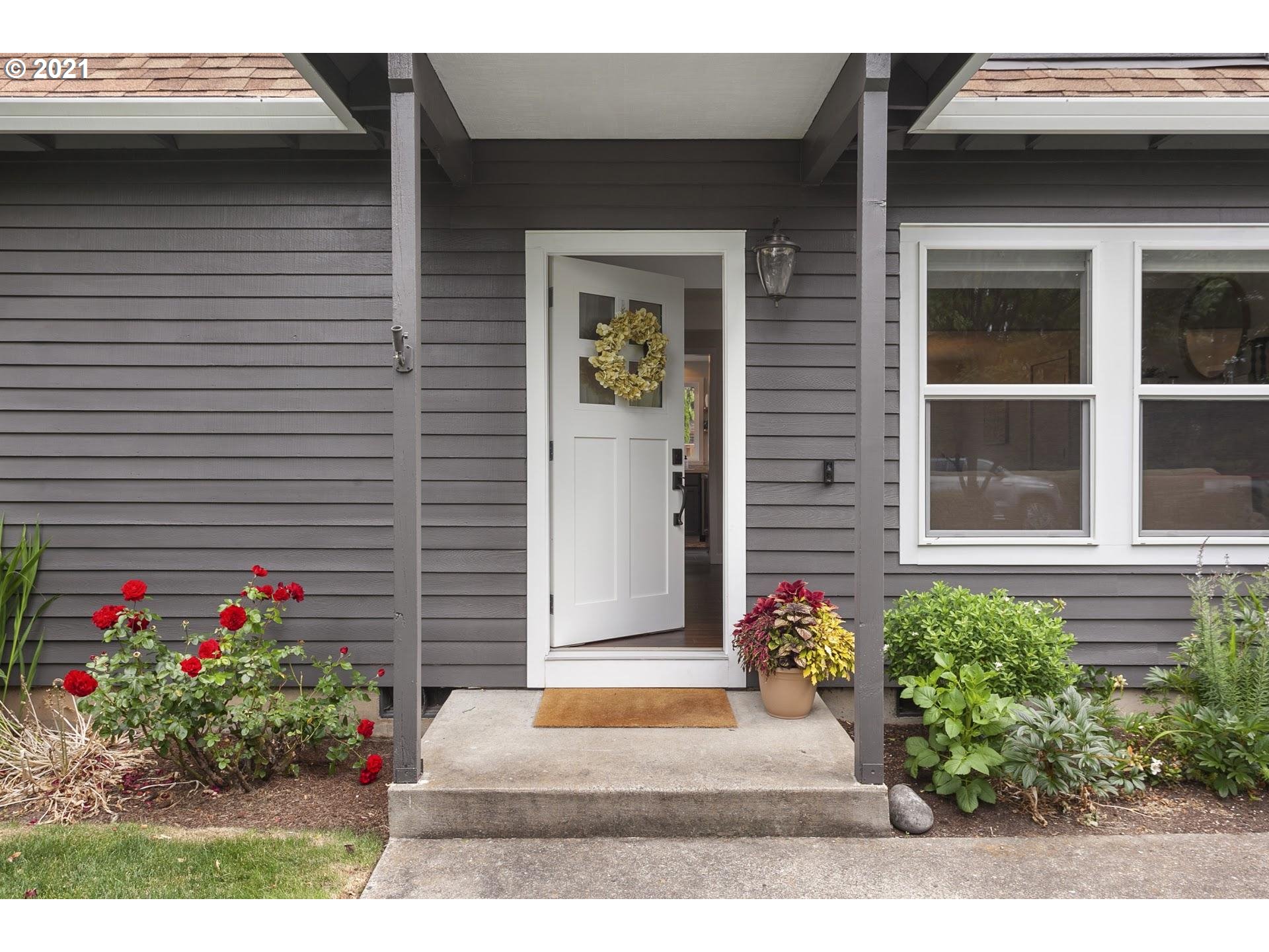12805 Southwest Davies Road Beaverton, OR 97008 - Photo 2 of 27 Gallery Image 2