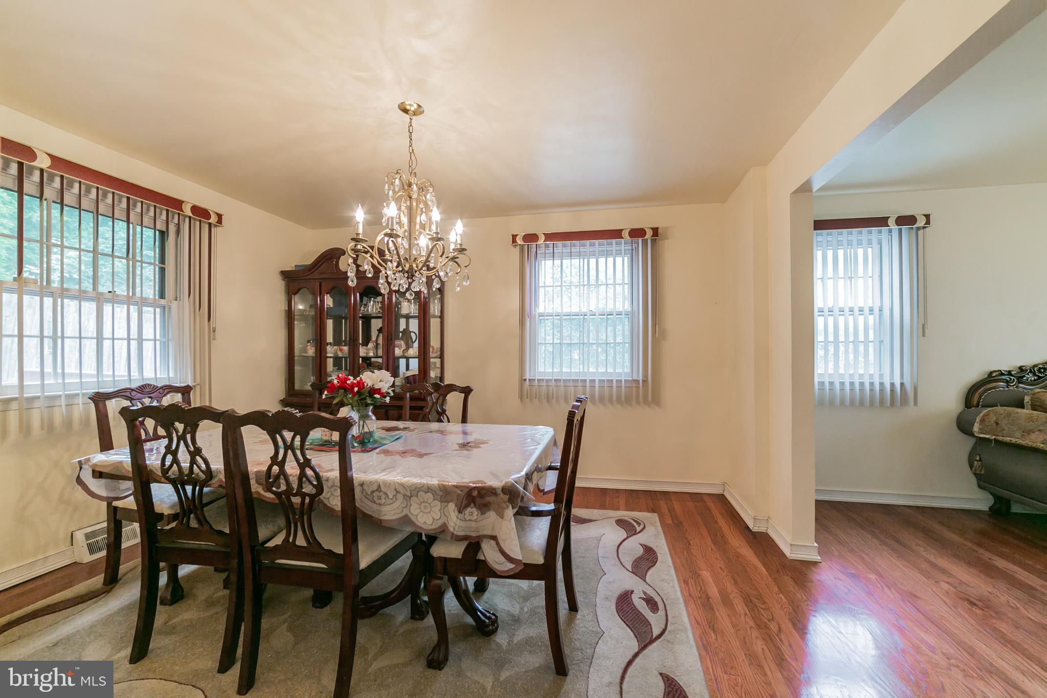 400 Ridge Lane Springfield, PA 19064 - Photo 6 of 17