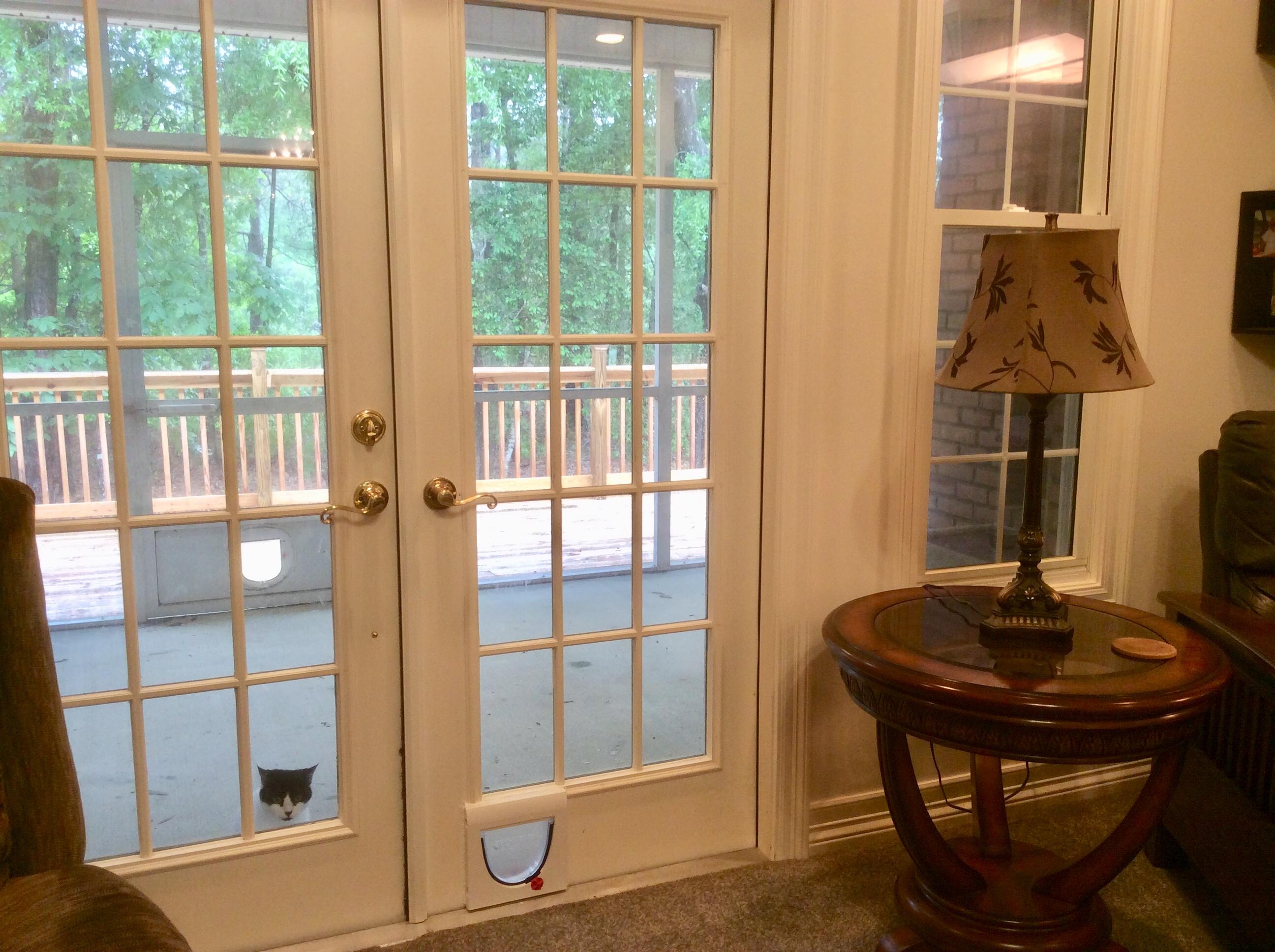 6089 Clear Creek Road Crestview, FL 32539 - Photo 7 of 38 a view of a livingroom with furniture and window