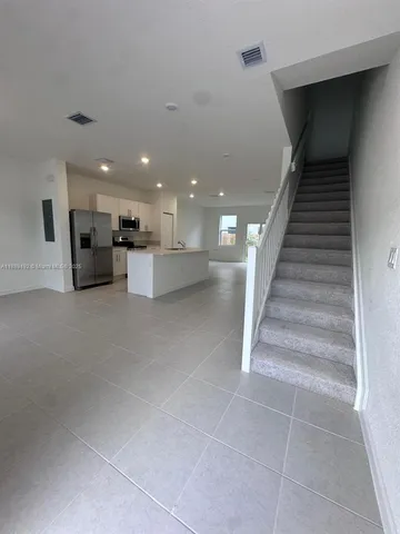 a view of livingroom with furniture