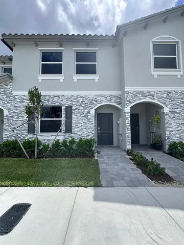 a view of outdoor space