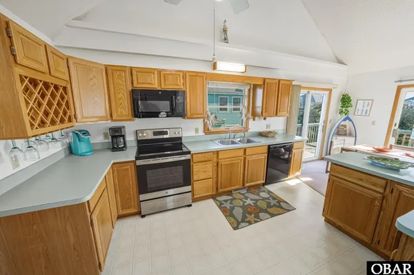 $479,000 | 40230 Dune Way, Avon, NC 27915