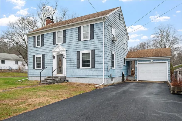 $440,000 | 1261 Putnam Pike, Glocester, RI 02814