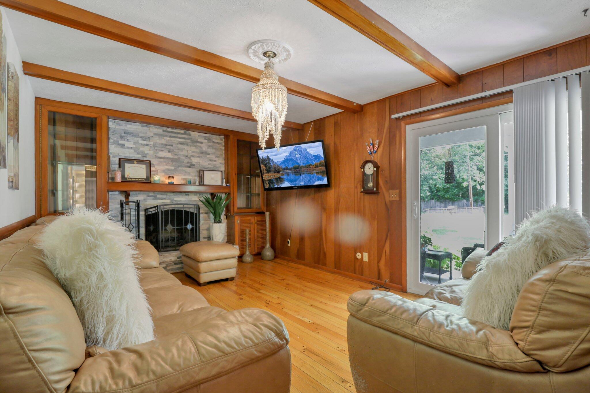 476 Heather Hill Road Columbus, OH 43213 - Photo 24 of 46 31-web-or-mls-IMG_2699