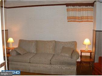 1127 Crestview Road Darby, PA 19023 - Photo 10 of 12 Basement - Finished