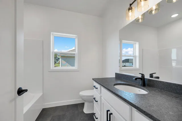 $649,000 | 107 Beckerae Court, Wrightstown, WI 54180