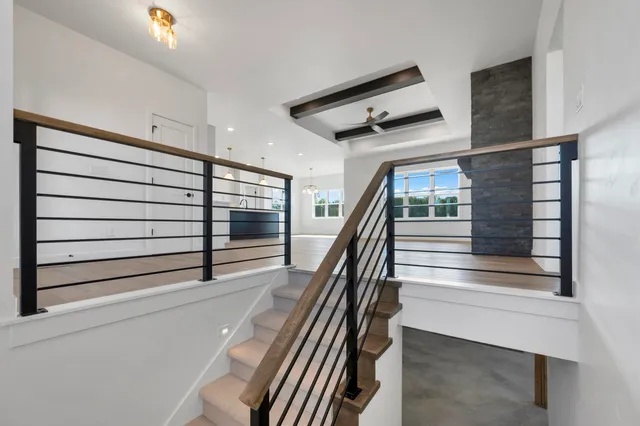 $649,000 | 107 Beckerae Court, Wrightstown, WI 54180