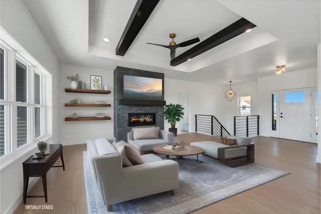 $649,000 | 107 Beckerae Court, Wrightstown, WI 54180