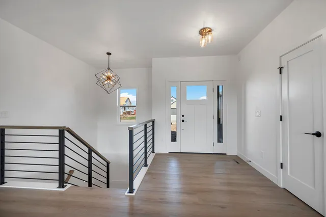 $649,000 | 107 Beckerae Court, Wrightstown, WI 54180