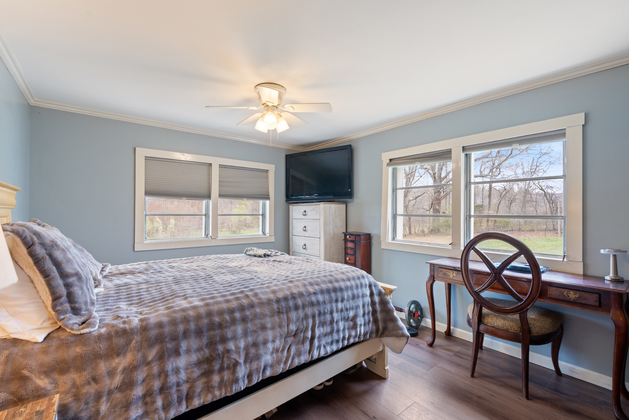 121 Deer Creek Road McEwen, TN 37101 - Photo 29 of 35 a bedroom with a bed and a table