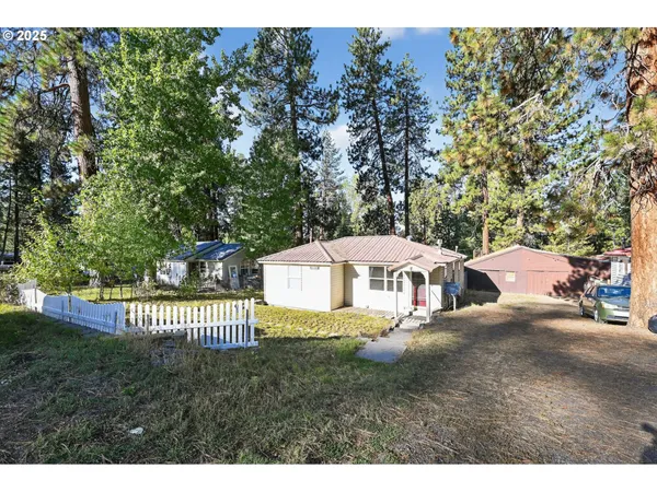 $209,000 | 138632 Rhododendron Street, Gilchrist, OR 97737