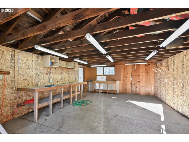 $215,000 | 138632 Rhododendron Street, Gilchrist, OR 97737