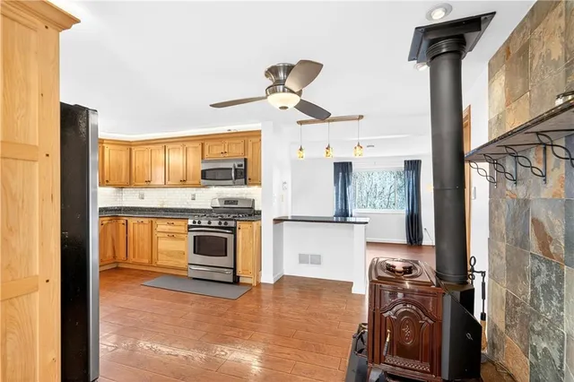 $390,000 | 1085 Saxonburg Boulevard, Glenshaw, PA 15116