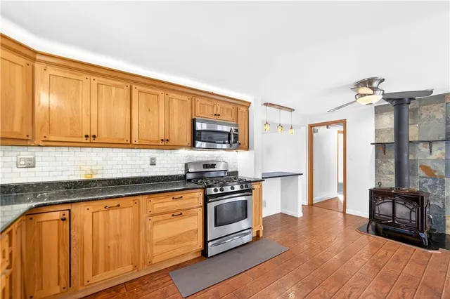 $390,000 | 1085 Saxonburg Boulevard, Glenshaw, PA 15116